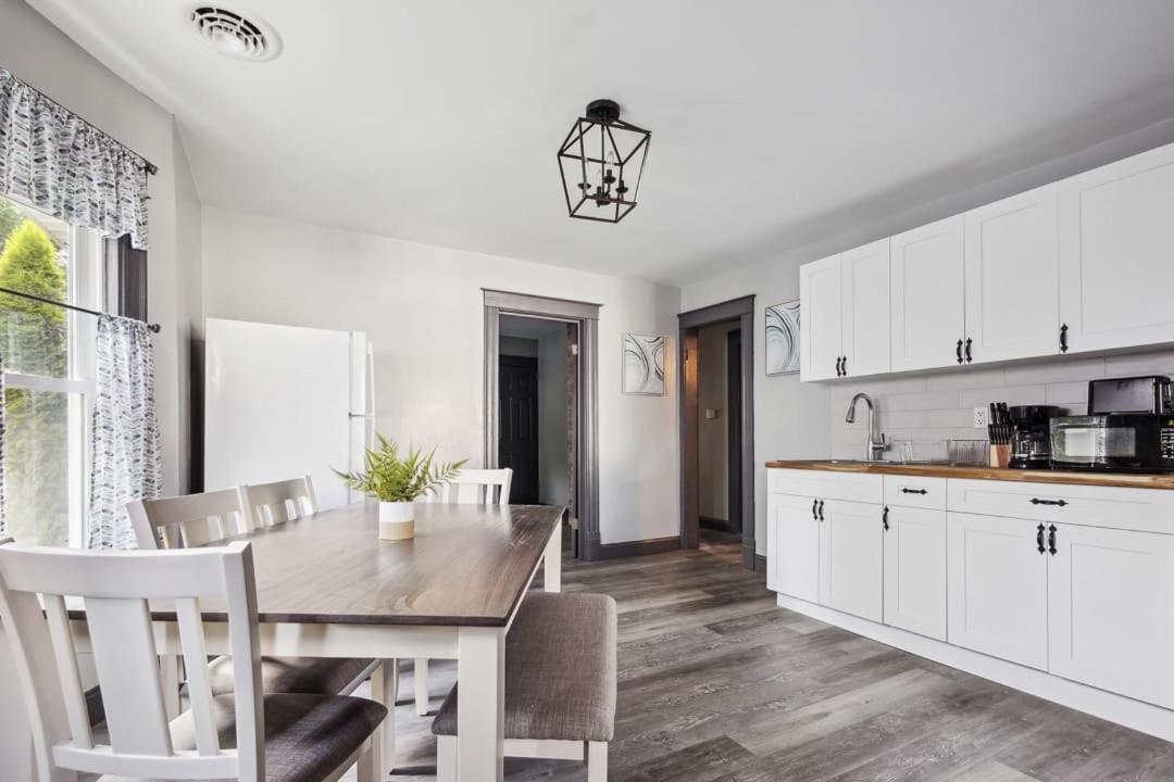 Spacious 6Br 2Ba Minutes For The Falls & Casino 나이아가라폴스 외부 사진