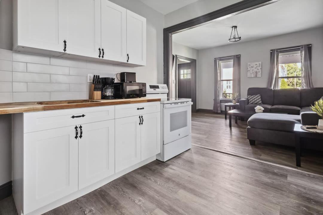 Spacious 6Br 2Ba Minutes For The Falls & Casino 나이아가라폴스 외부 사진